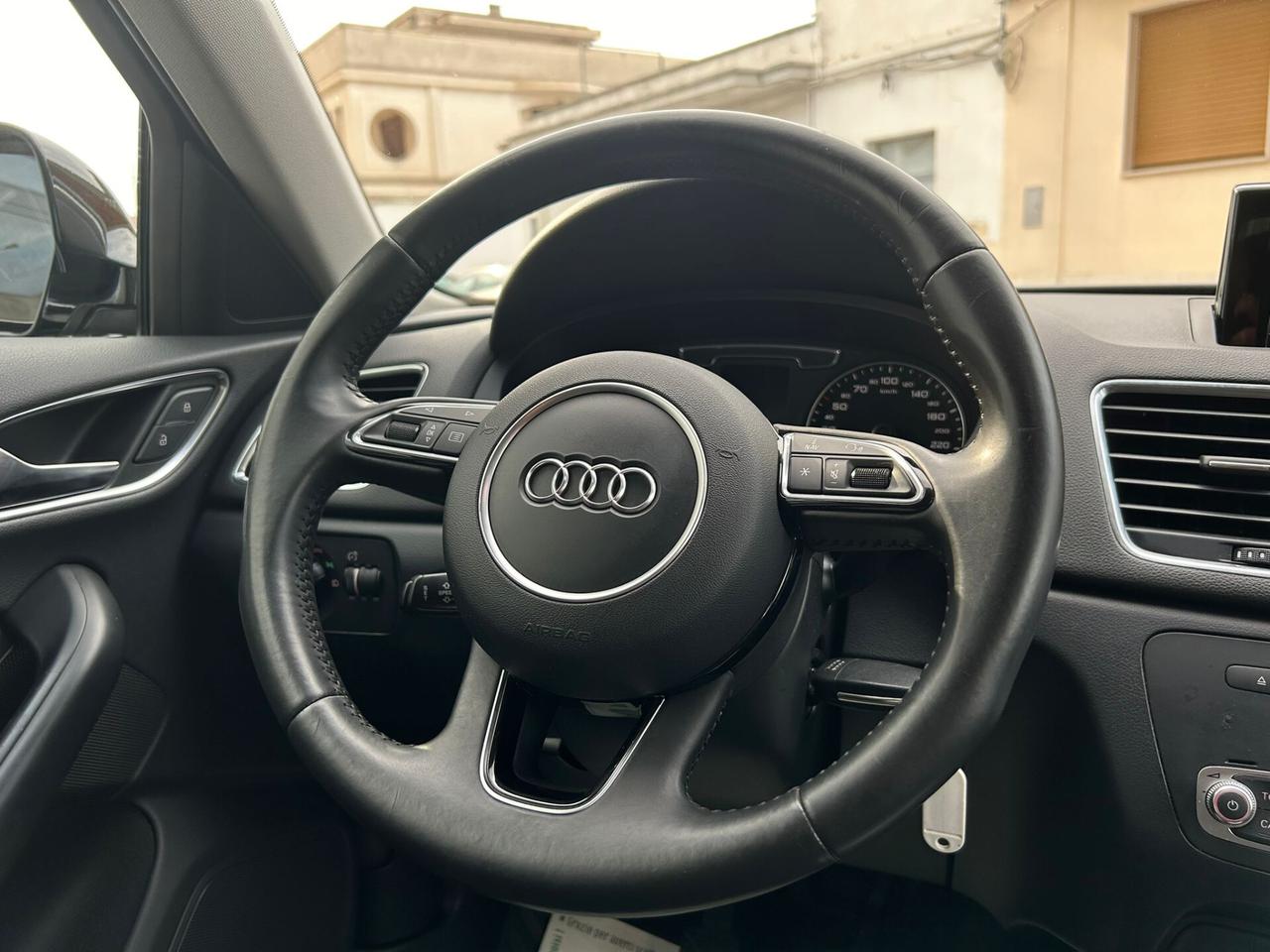 Audi Q3 2.0 TDI 120Cv NAVI/LED Km90.000-2016