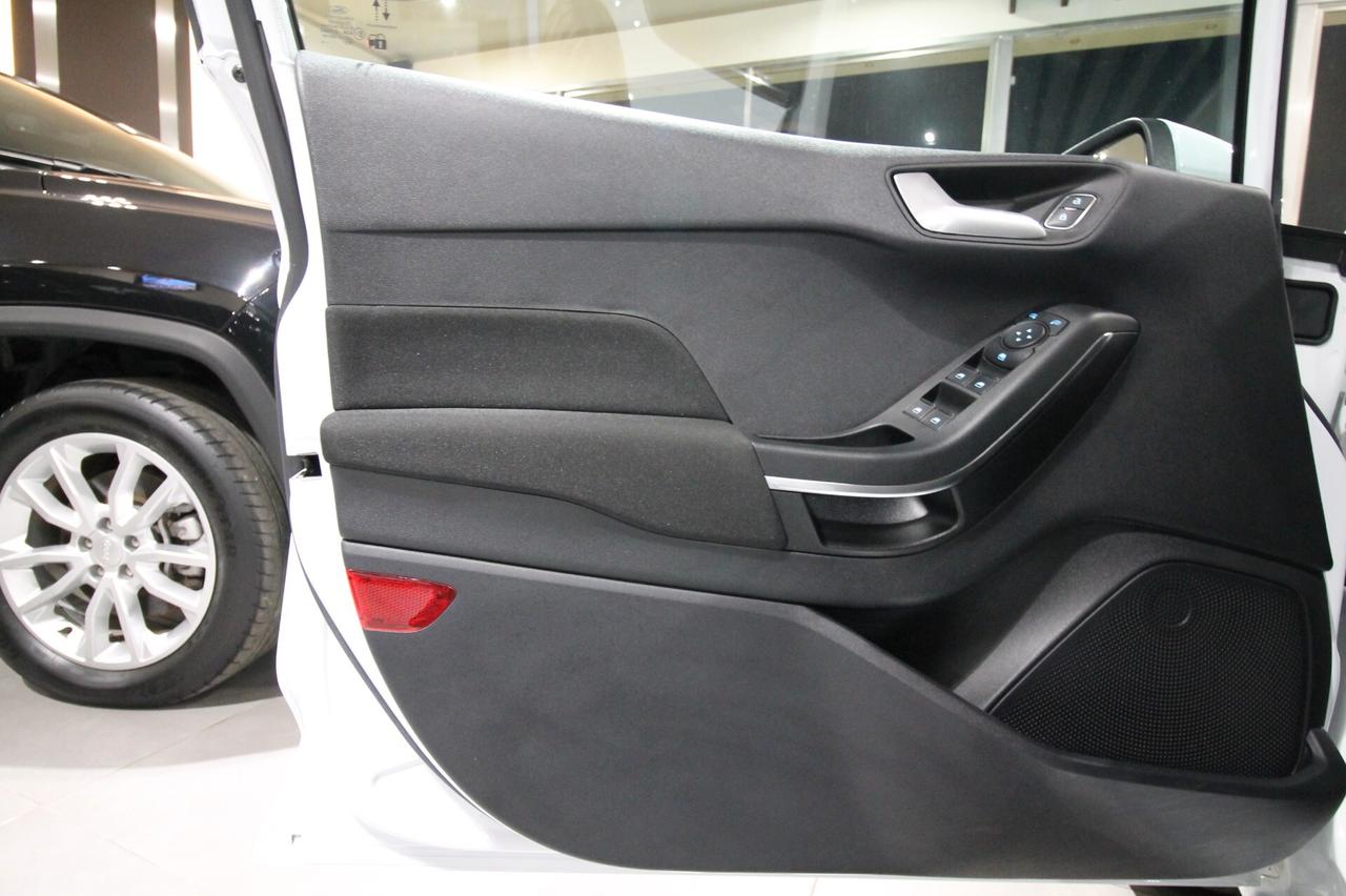 FORD FIESTA 1.1 GPL TITANIUM