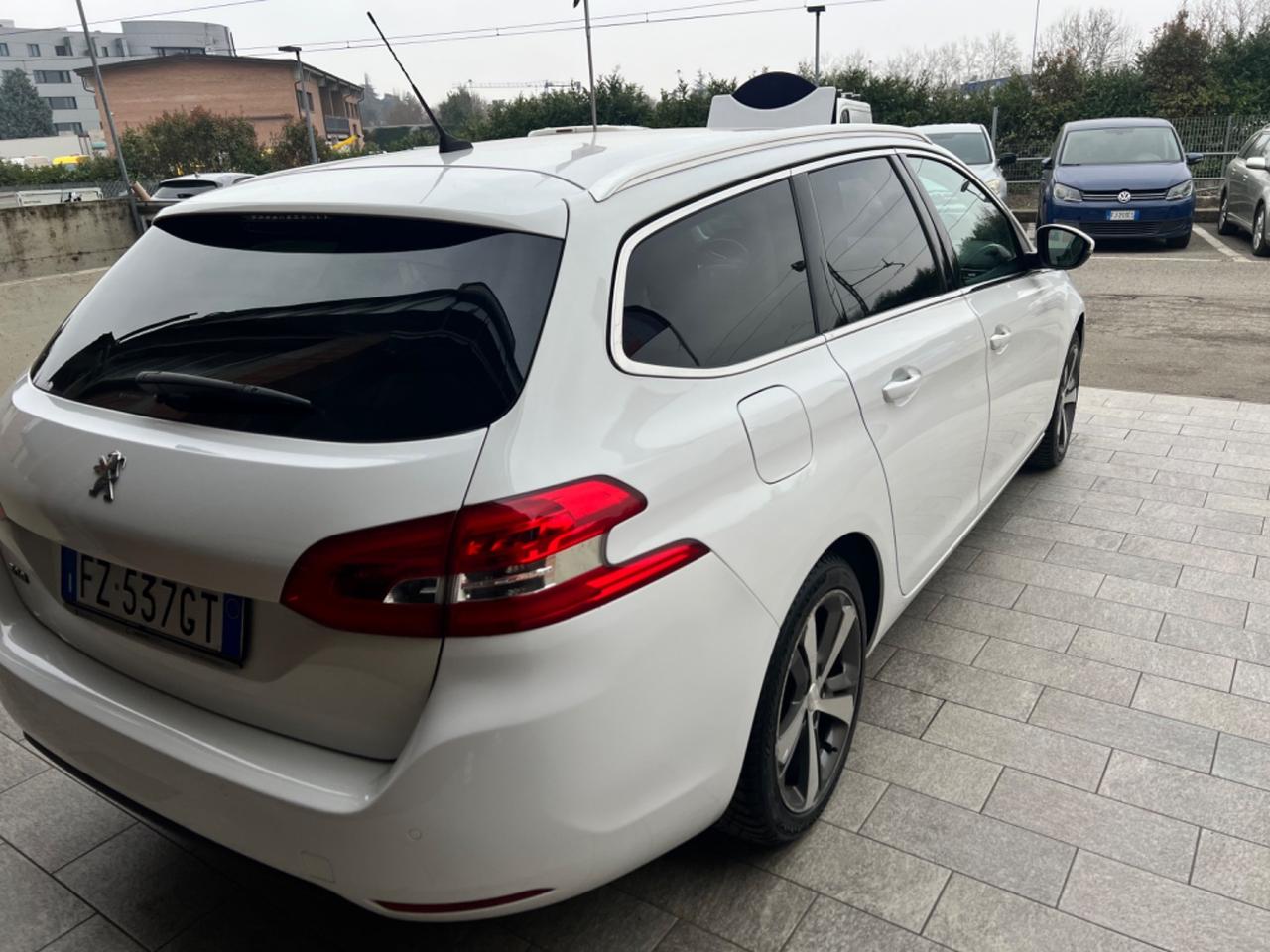 Peugeot 308 BlueHDi 130 S&S EAT8 SW GT Line