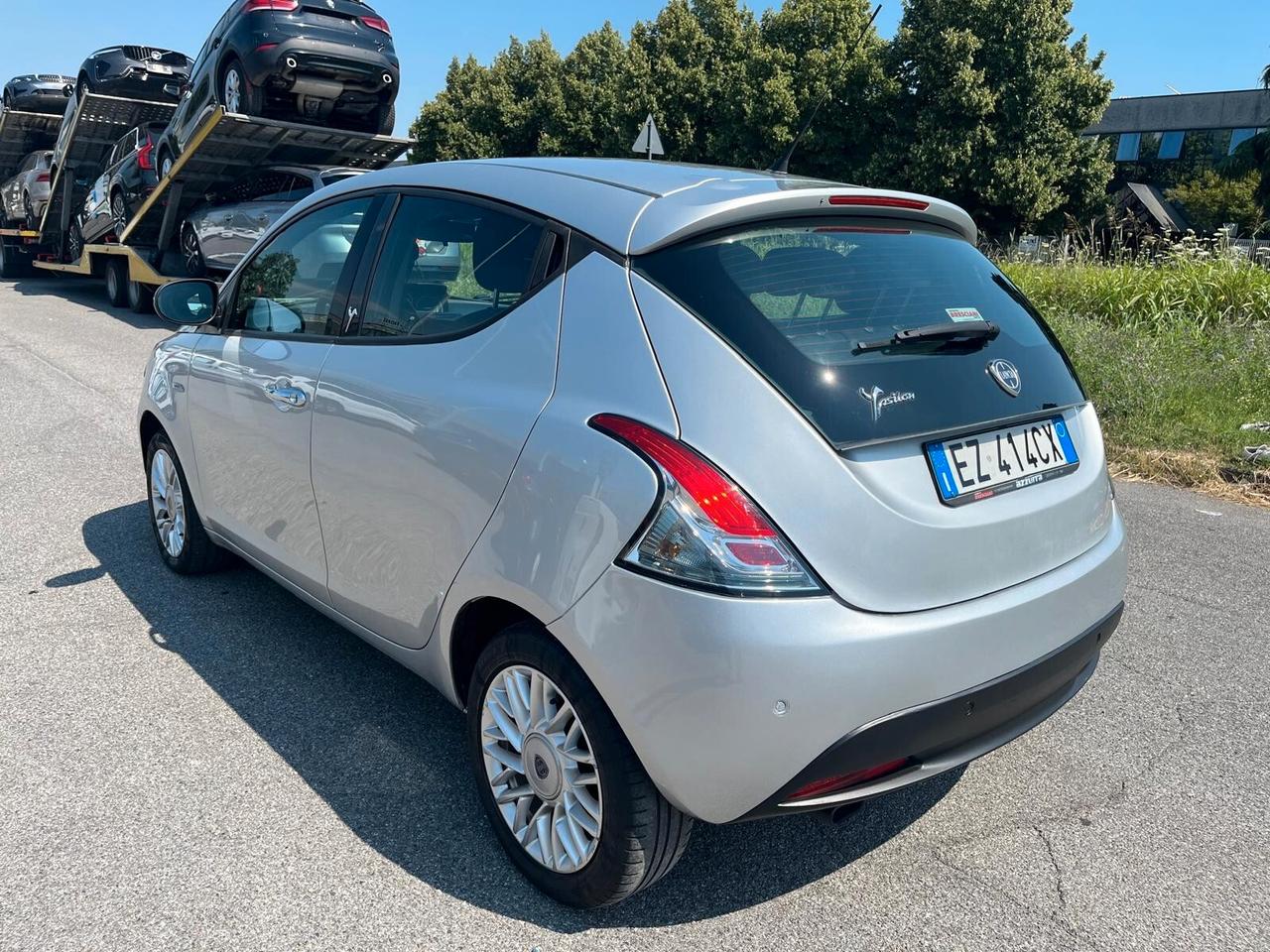 Lancia Ypsilon 1.2 69 CV 5 porte Elle