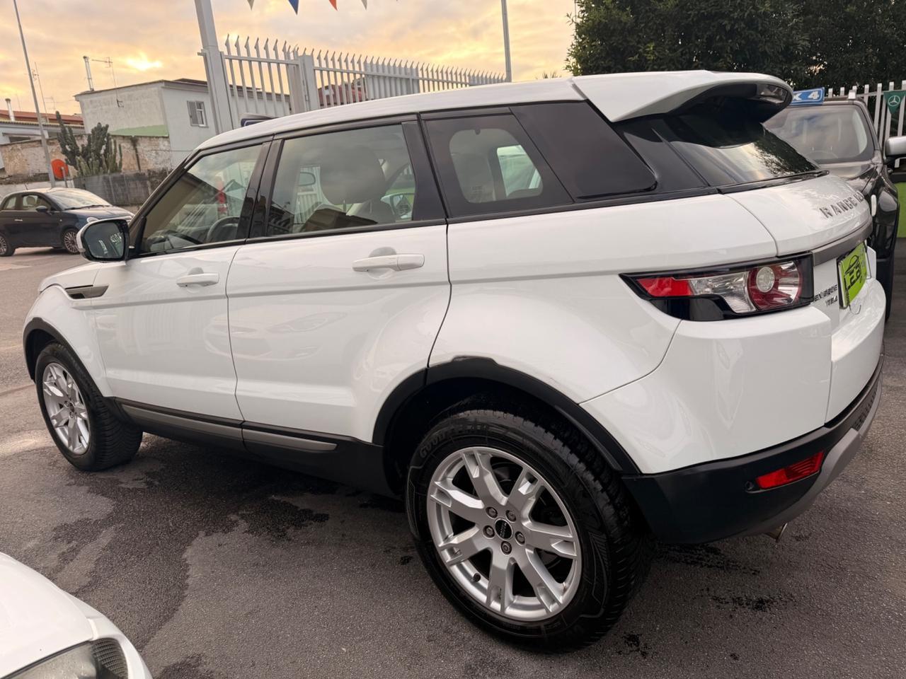 Land Rover Range Evoque 2.2 TD4 5p. Prestige 150.000 KM