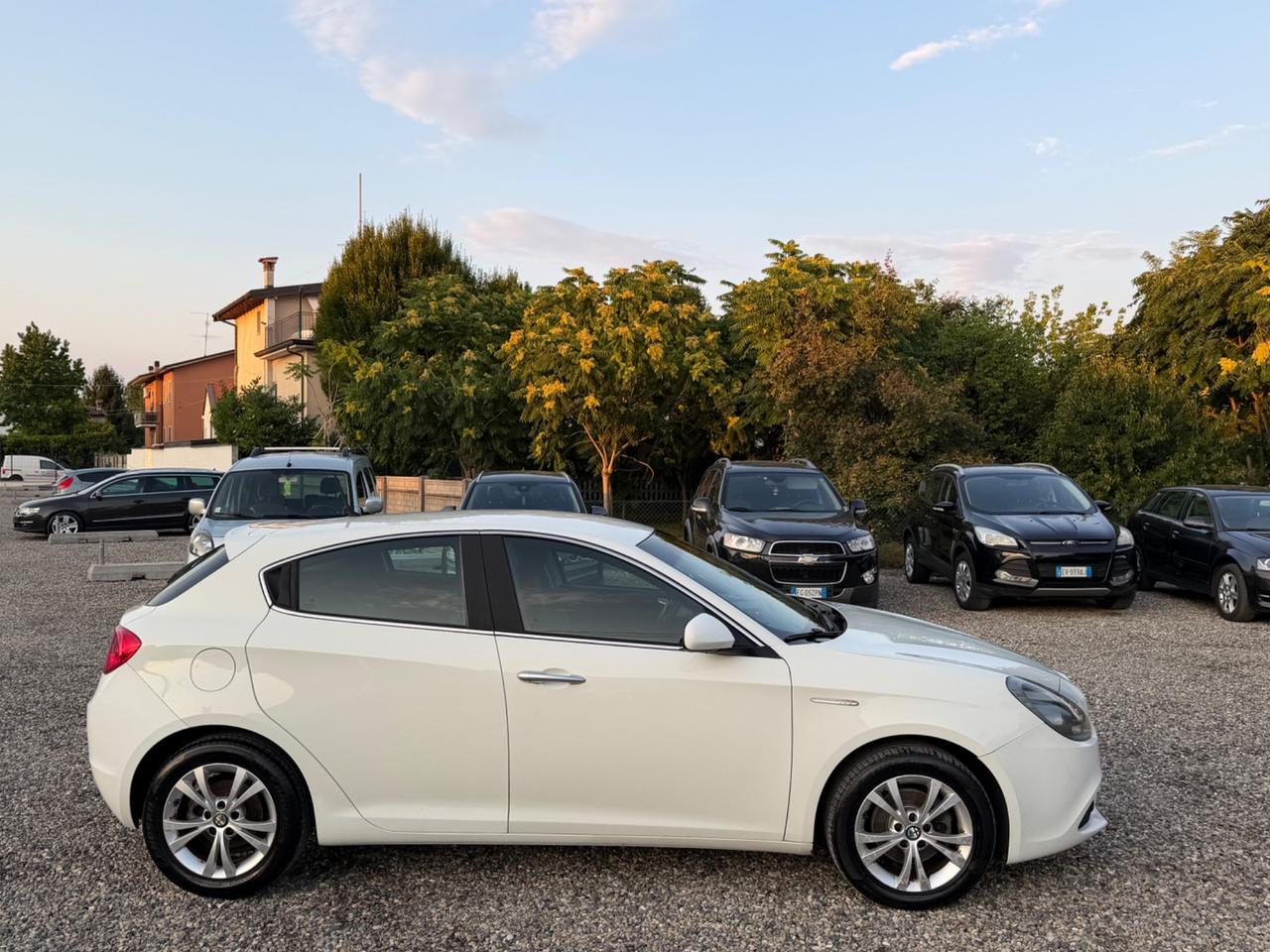 Alfa Romeo Giulietta 1.6 JTDm-2 105 CV Exclusive