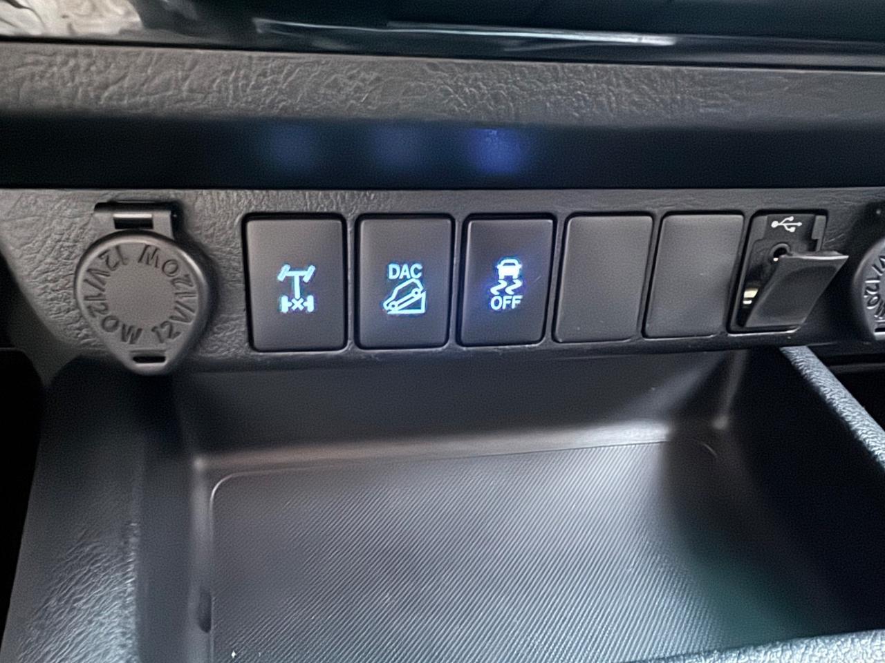 Toyota Hilux 2.4 D-4D 4WD Double Cab Comfort
