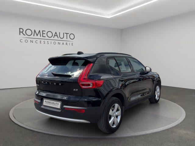 VOLVO XC40 B3 automatico Core