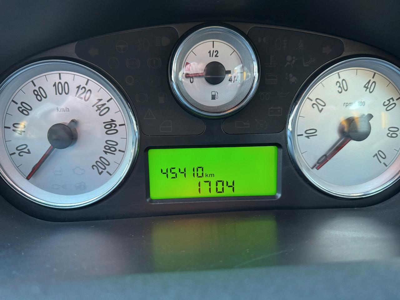 Lancia Ypsilon 1.2 69 CV Unyca