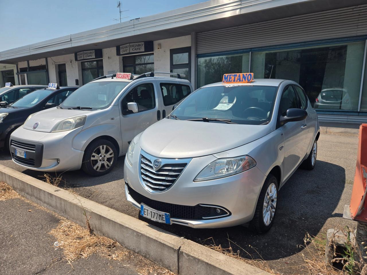 Lancia Ypsilon 0.9 TwinAir 85 CV 5 porte Metano Ecochic Gold