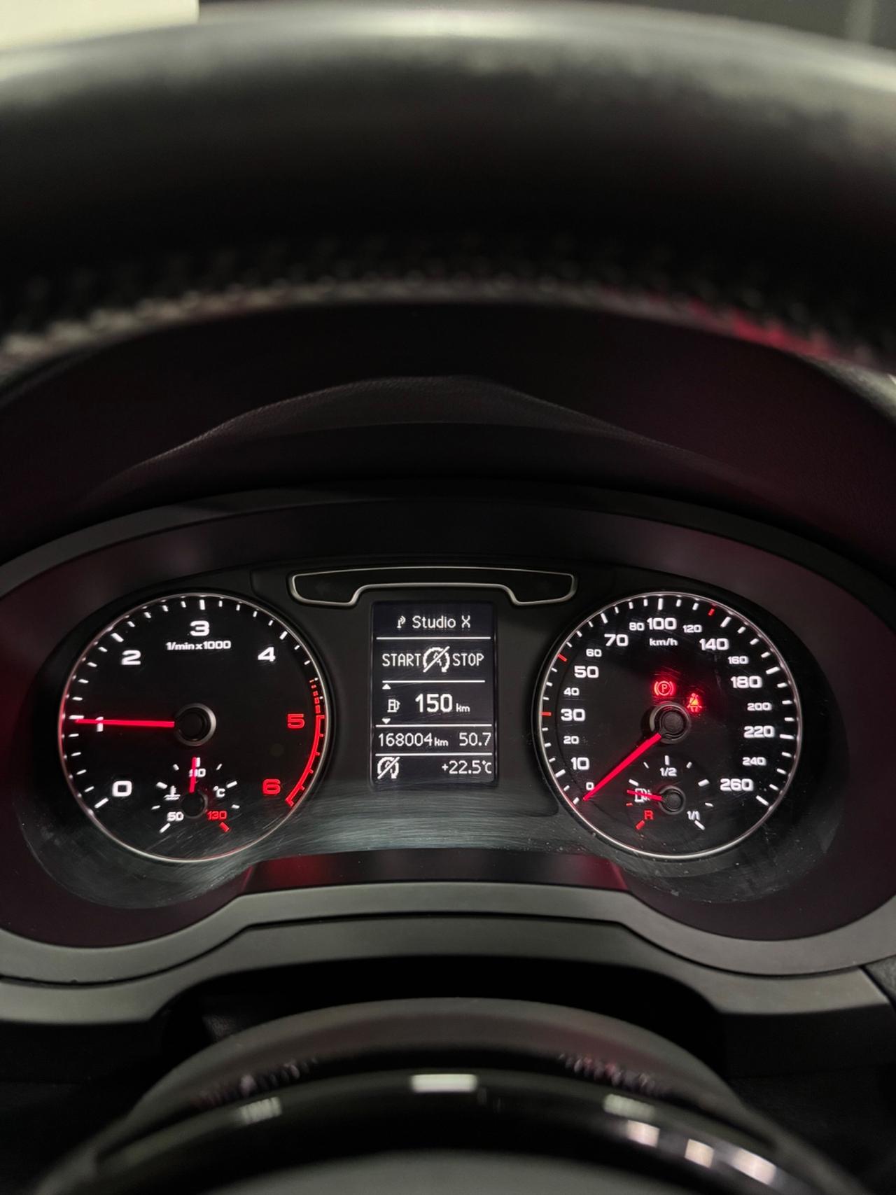 Audi Q3 2.0 TDI 177 CV quattro S tronic Business Plus
