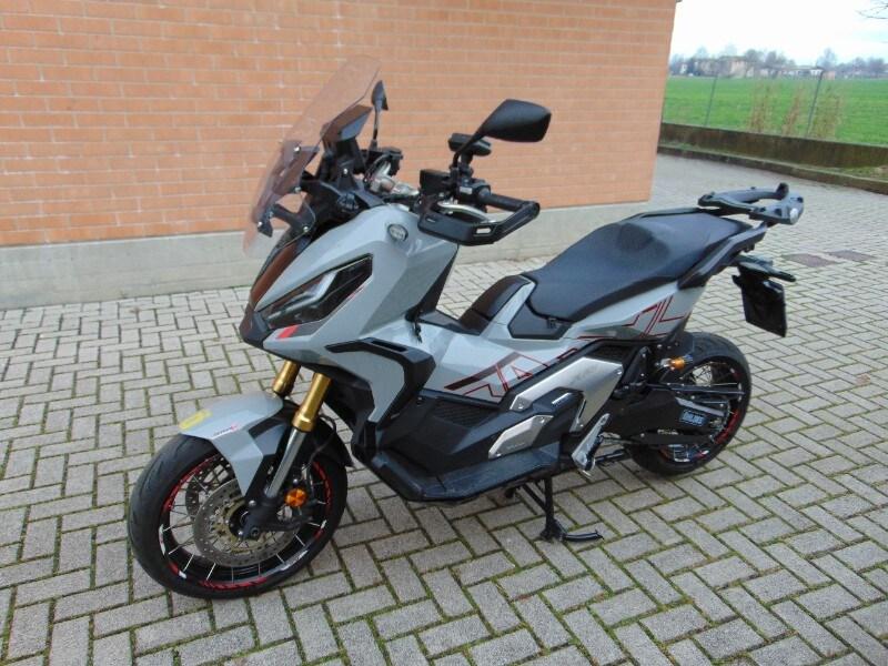 Honda X-ADV 750 ABS DCT
