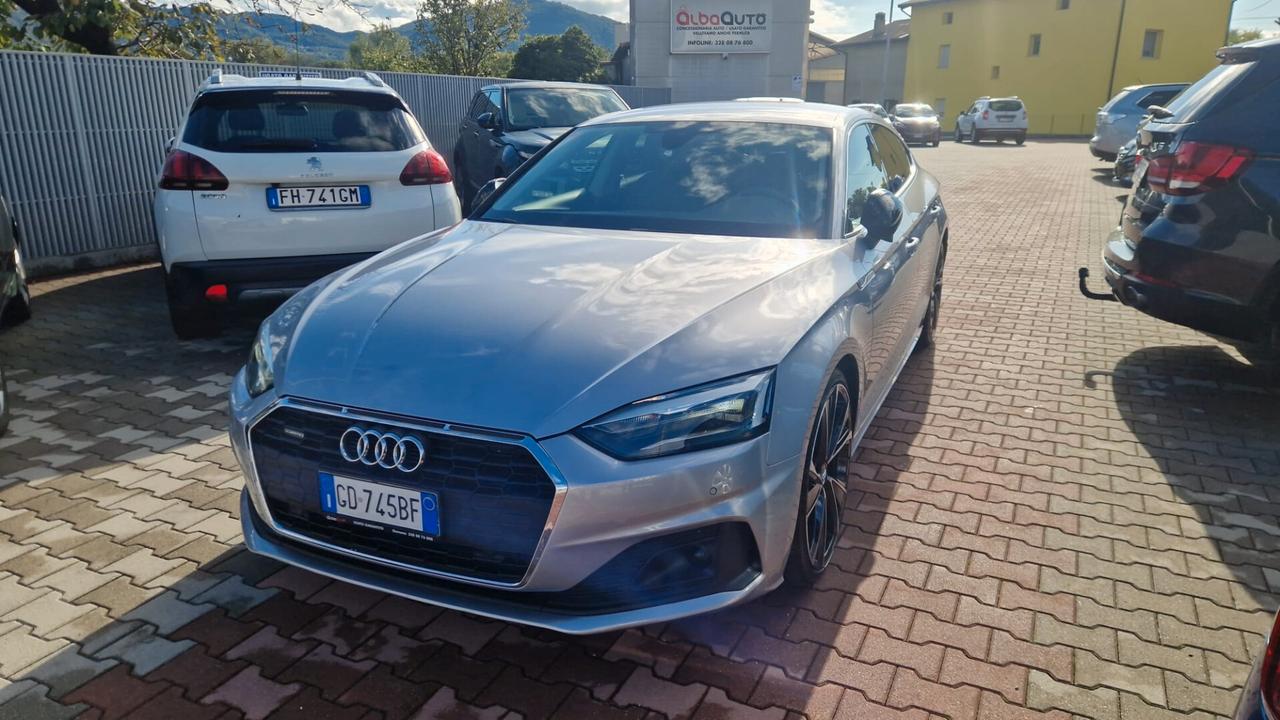 Audi Q3 2.0 TDI 4x4 perfetta e garantito 12 mesi