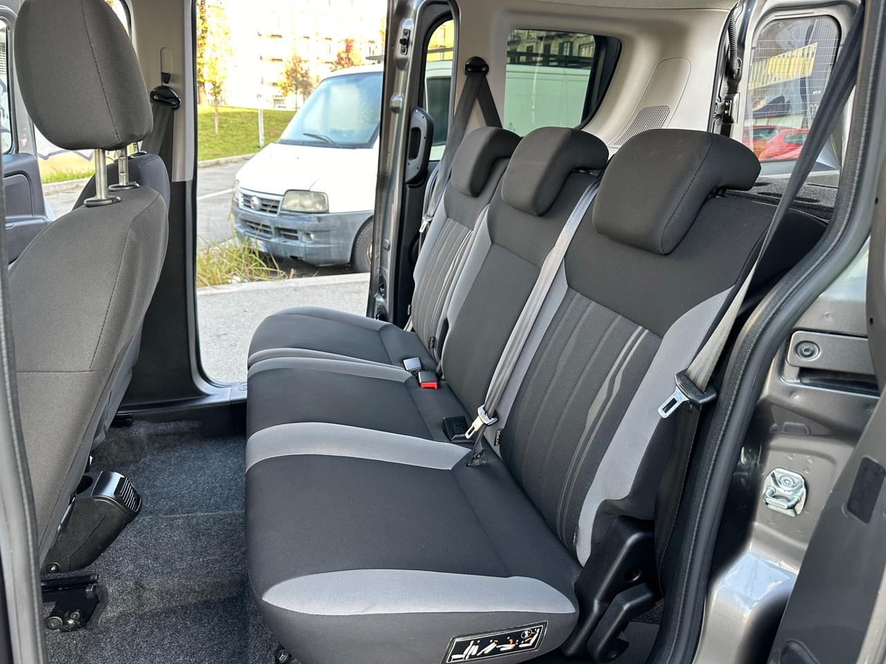 Fiat Doblo Doblò 1.6 MJT 105CV S&S PC Combi N1 Lounge