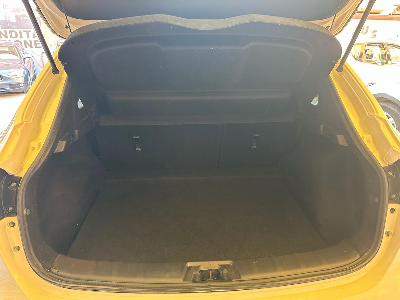 Nissan Qashqai 1.5cc diesel 12 mesi garanzia-2020