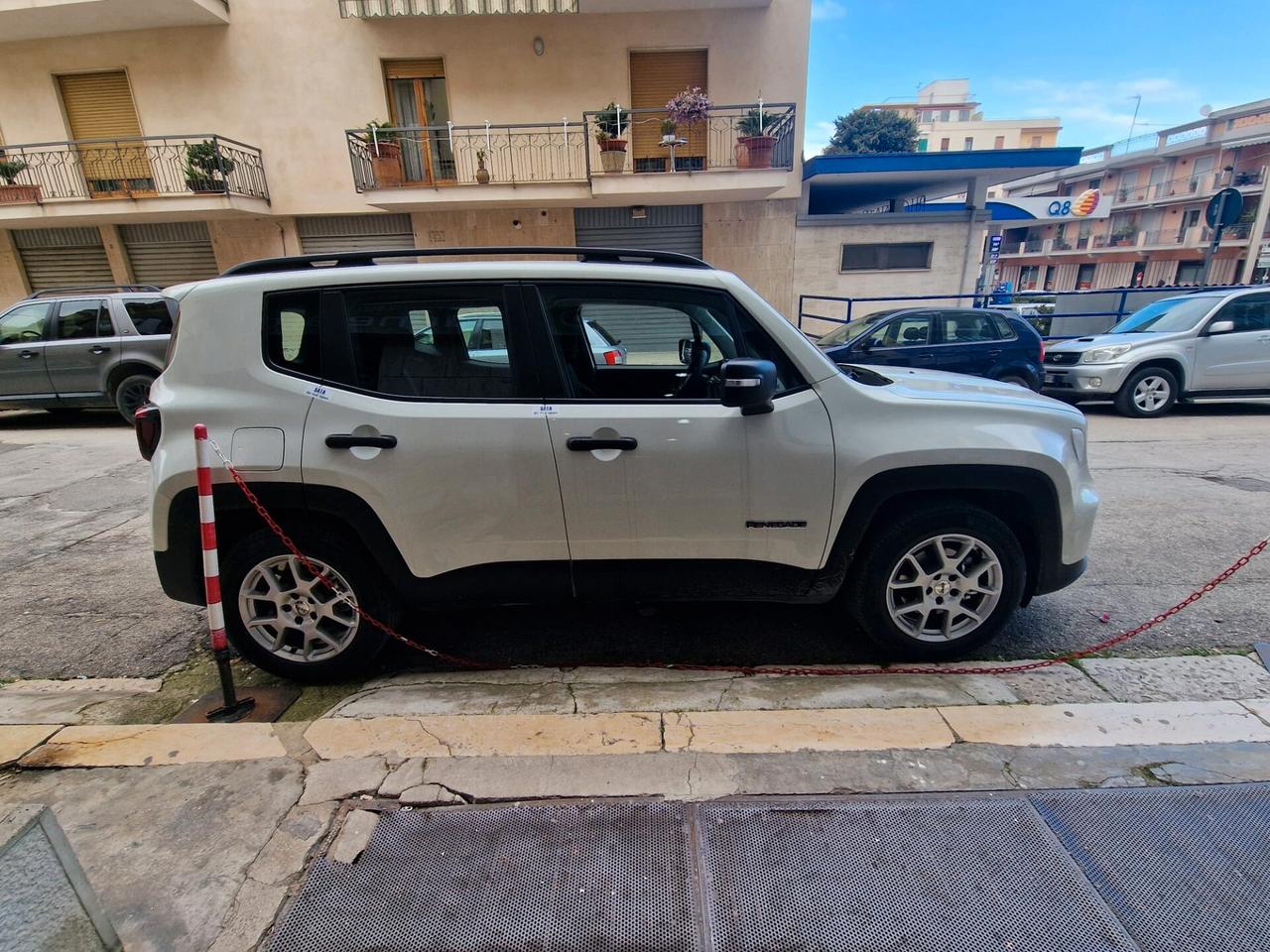 Jeep Renegade 1.5 Turbo T4 MHEV Altitude