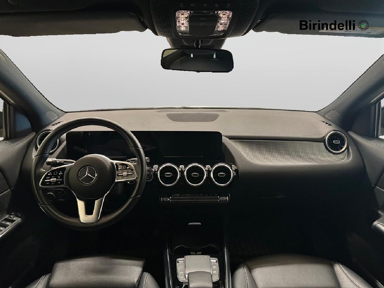 Mercedes-Benz GLA (H247) - GLA 180 Automatic Sport