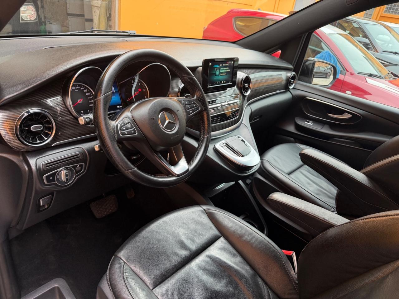 Mercedes-benz V 220 d Automatic Executive Extralong