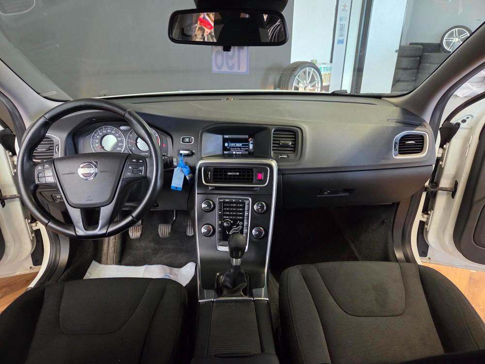 Volvo V60 1.6 d2 (drive) Momentum