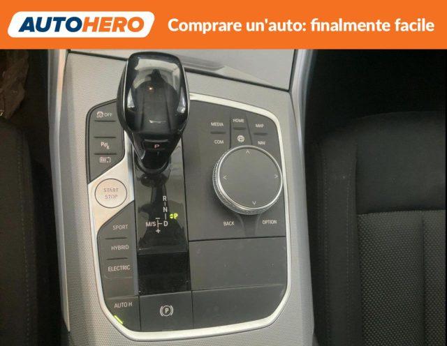 BMW 330 e Business Advantage