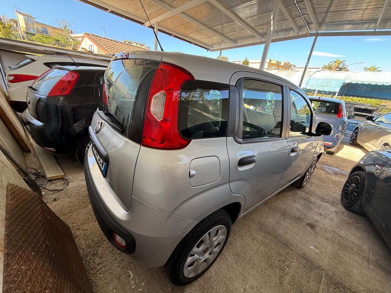 Fiat Panda 0.9 TwinAir Turbo Natural Power Lounge