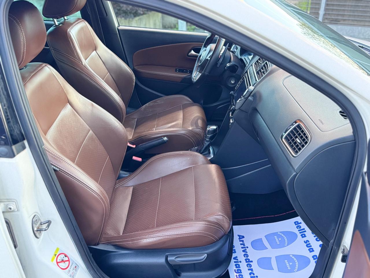 VW Polo GTI 1.4 TSI 180cv DSG 2010 Interno Tabacco