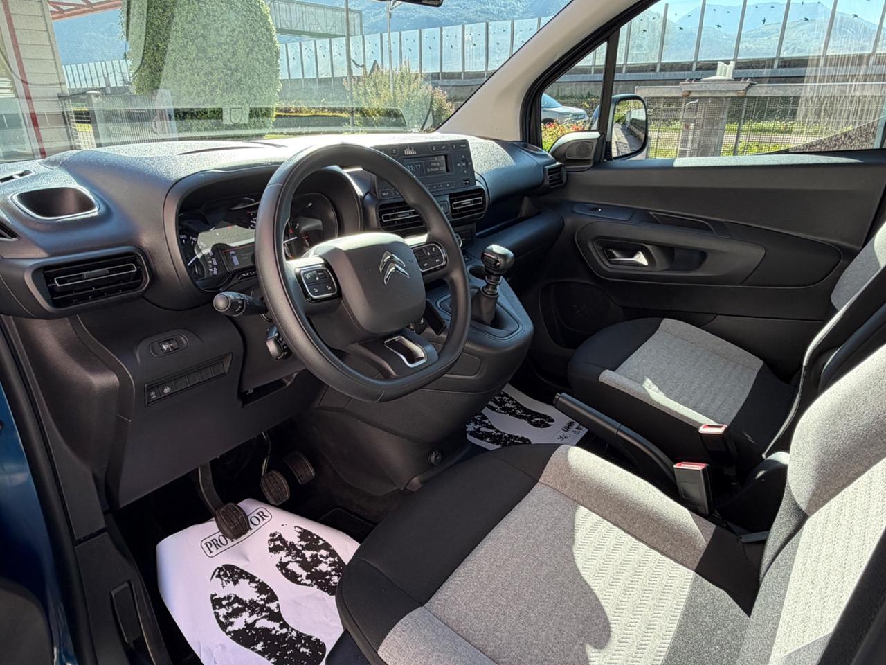 Citroen Berlingo FEEL - SOLO 3.000 KM