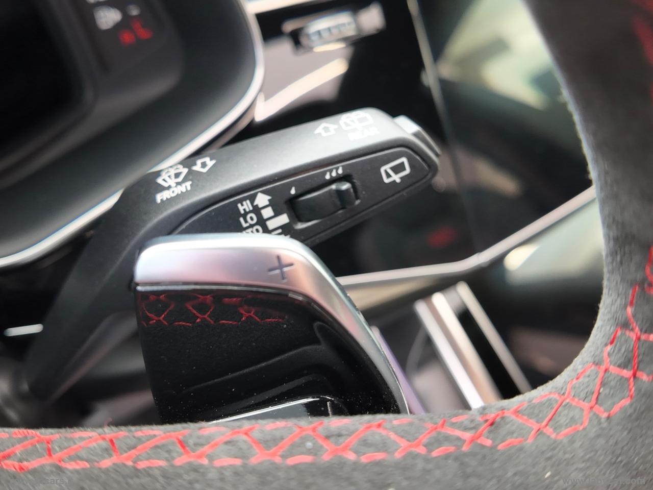 AUDI RS Q8 TFSI V8 quattro tiptr. Performance