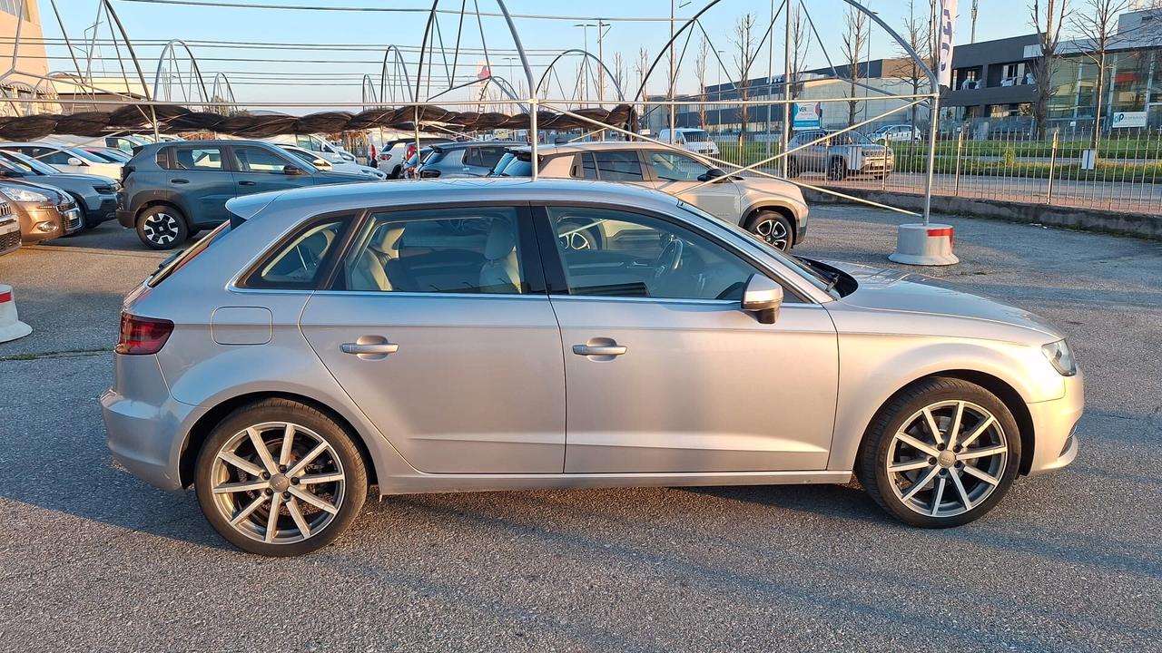 Audi A3 1.8 TFSI quattro S tronic Attraction