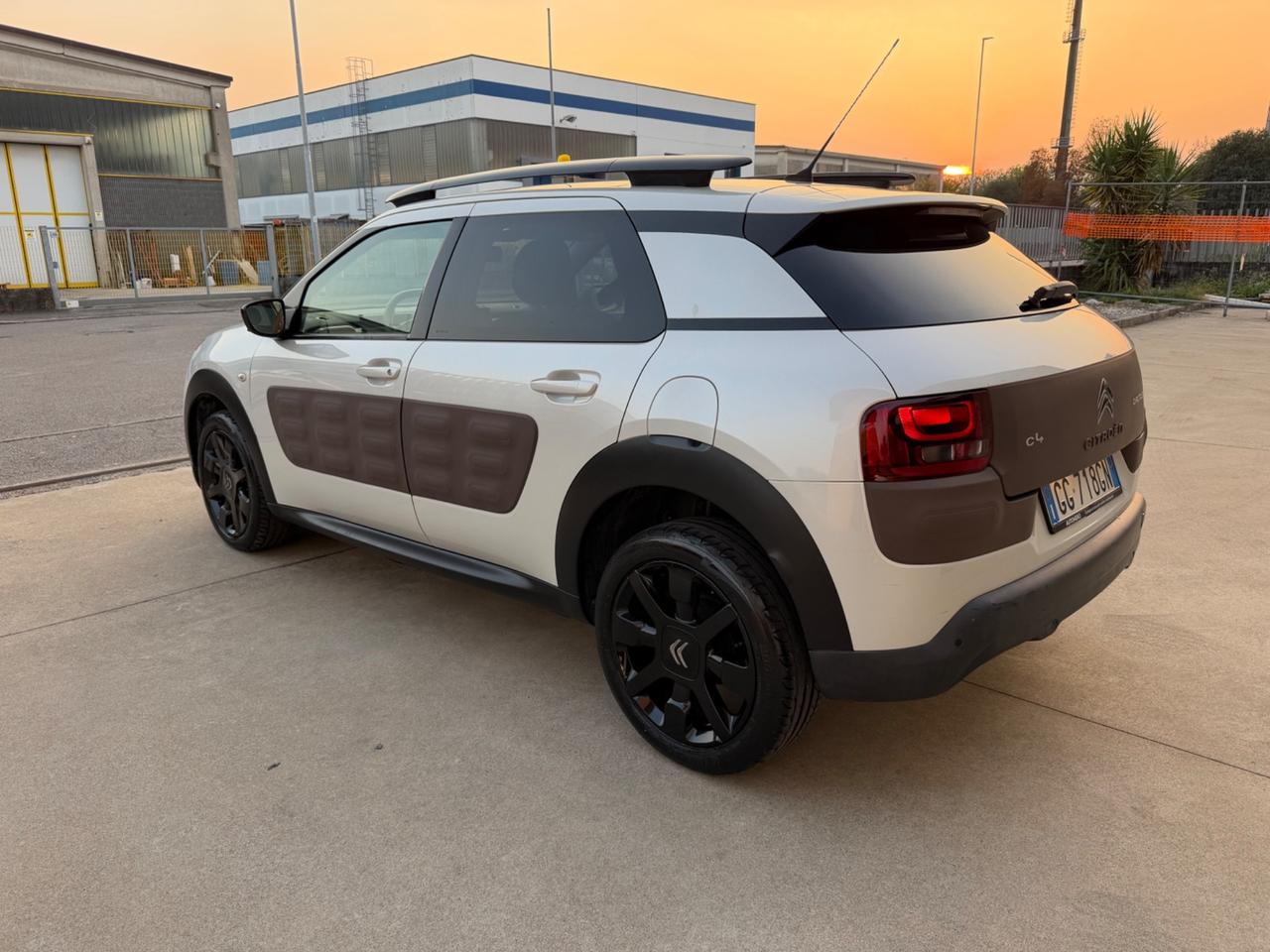 Citroen C4 Cactus 1.6 e-HDi 92 ETG6 Shine Edition