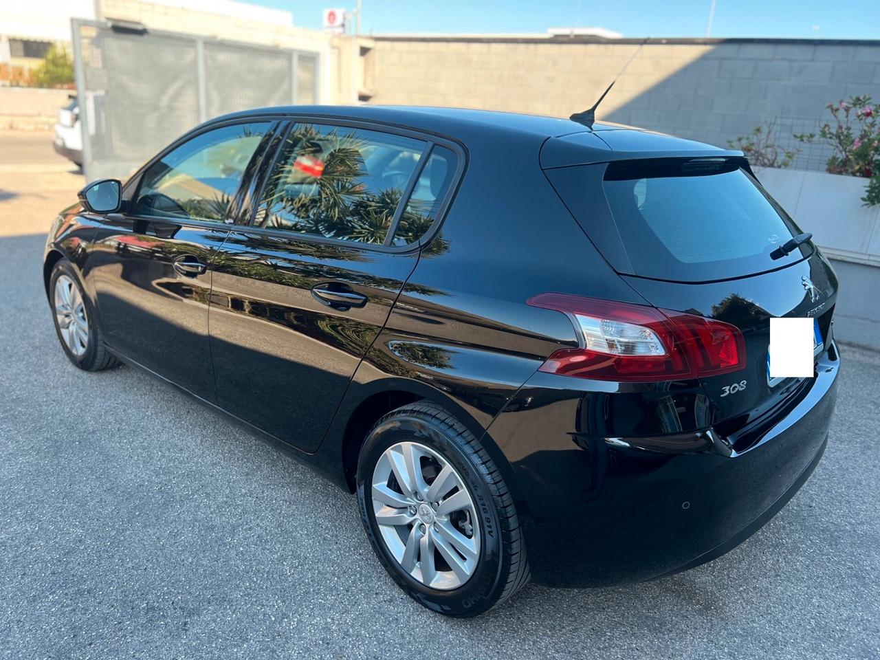Peugeot 308 5p 1.6 bluehdi 120cv BUSINESS NAVI/PDC/TEL. PERFETTA!!