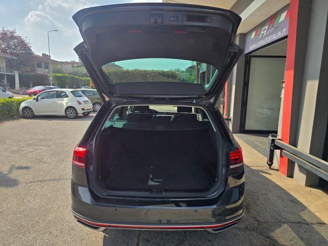 VOLKSWAGEN Passat Alltrack 2.0 TDI 200 CV 4MOTION DSG 18" Keyless DCC Camera+