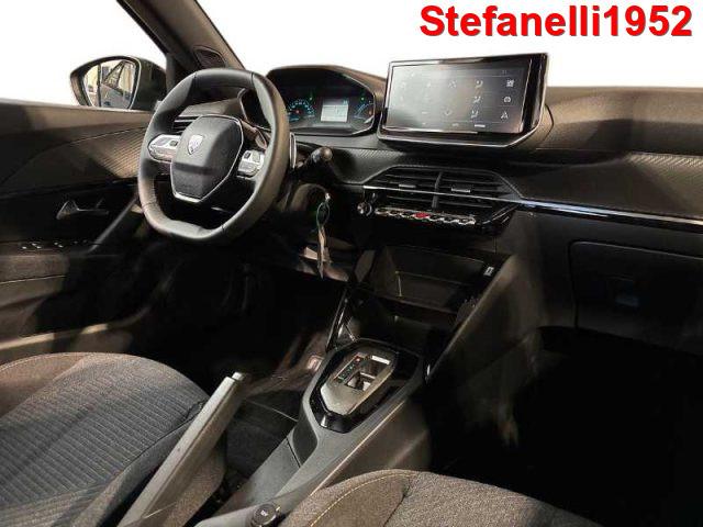 PEUGEOT 2008 1.2 hybrid Style 136cv e-dcs6