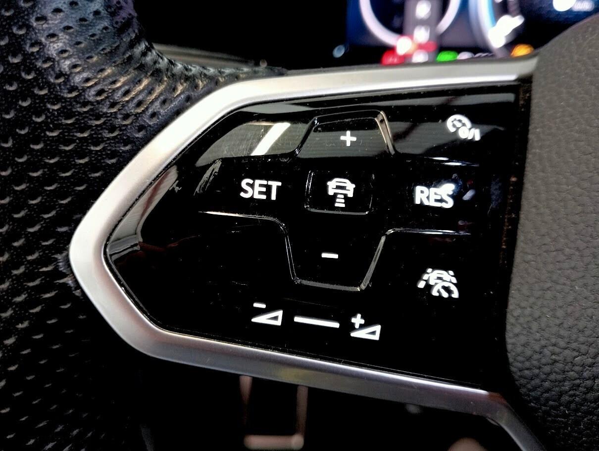 Volkswagen GOLF GTI 8 2.0 TSI 245cv DSG IQ LED CAMERA ACC PRONTA CONS