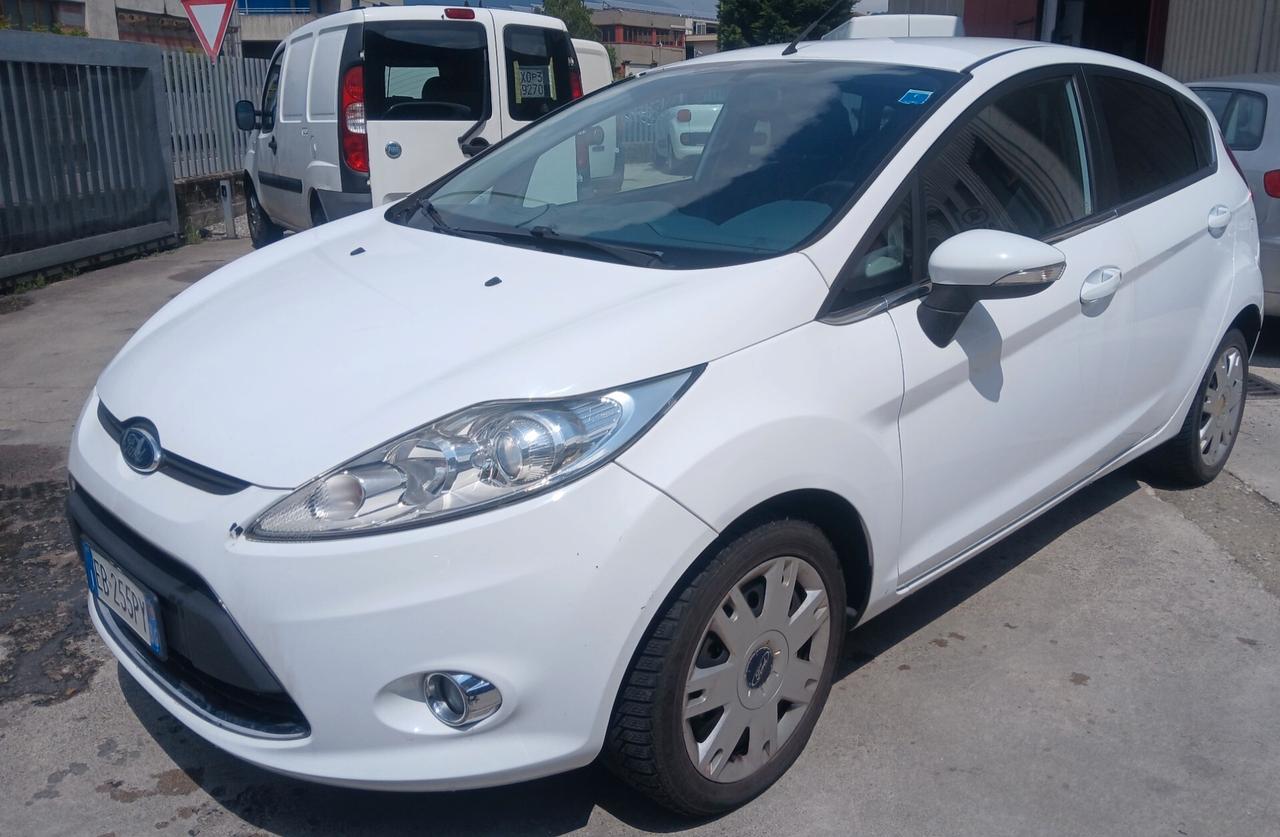Ford Fiesta Fiesta+ 1.4 5 porte Bz.- GPL