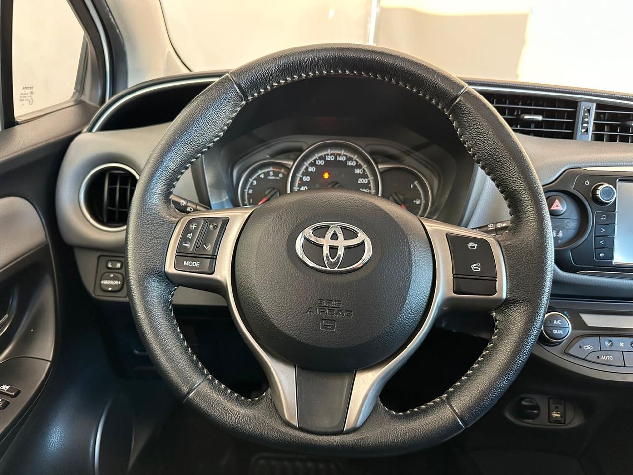 Toyota Yaris 1.4 D-4D 5 porte Lounge