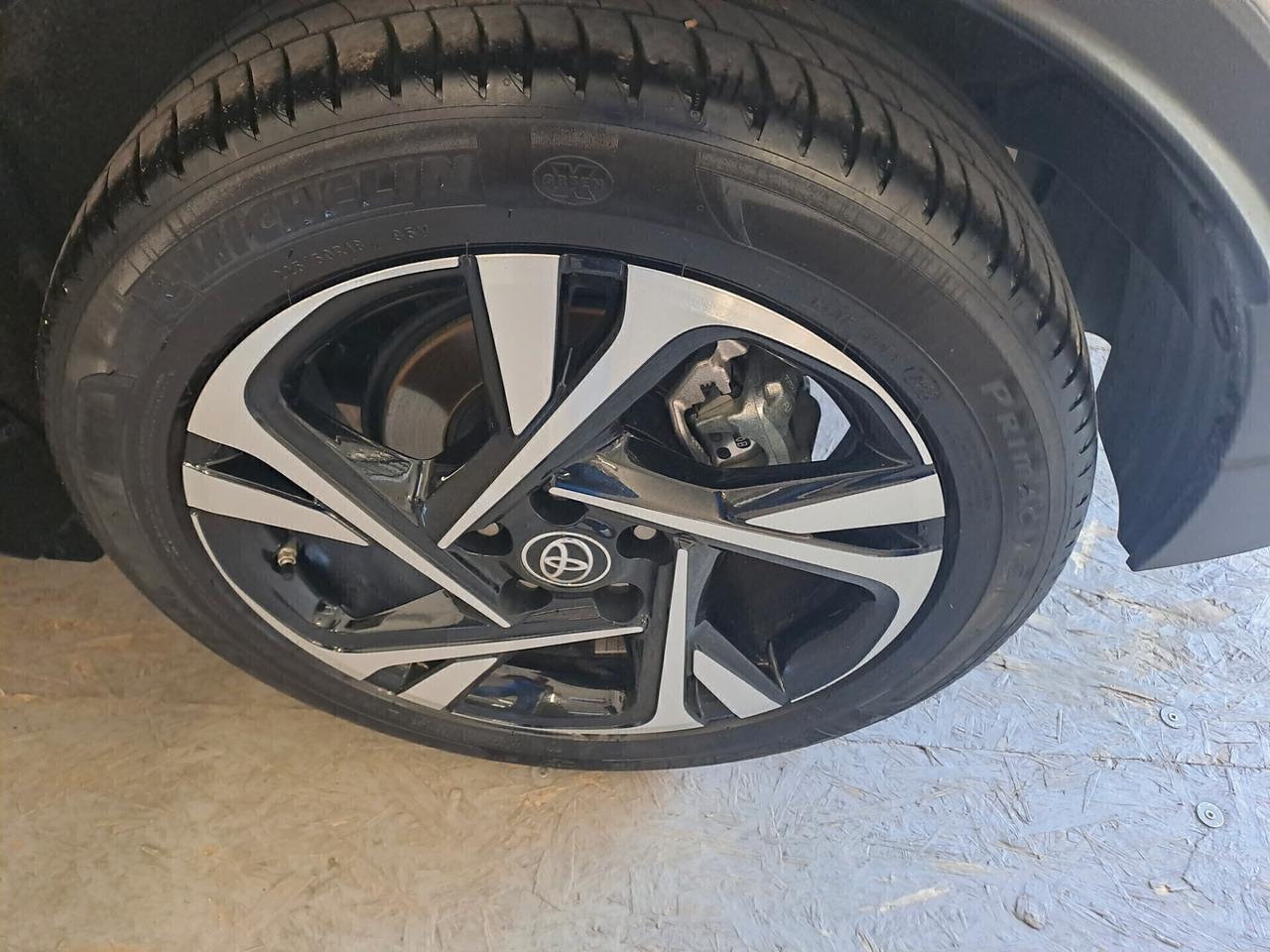Toyota C-HR 2.0 Hybrid E-CVT Morebusiness CV 184