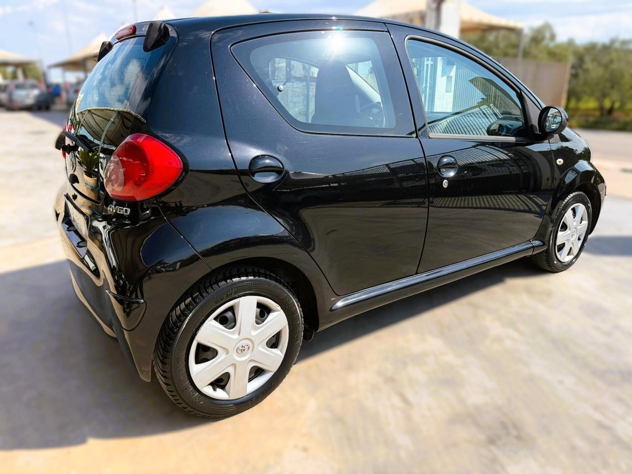 Toyota Aygo 1.0 12V VVT-i 5 porte