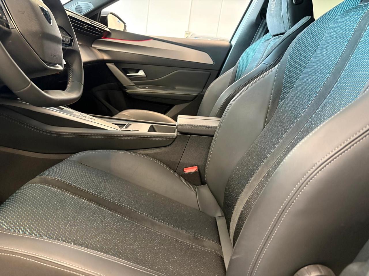 Peugeot 308 GT motore elettrico (54 kWh) 156 CV SPOTICAR