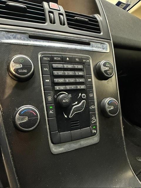 Volvo XC 60 XC60 D4 AWD Geartronic R-design