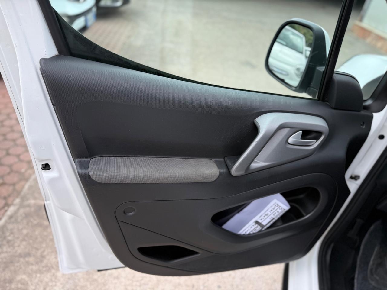 Peugeot Partner Tepee BlueHDi 100 5 POSTI