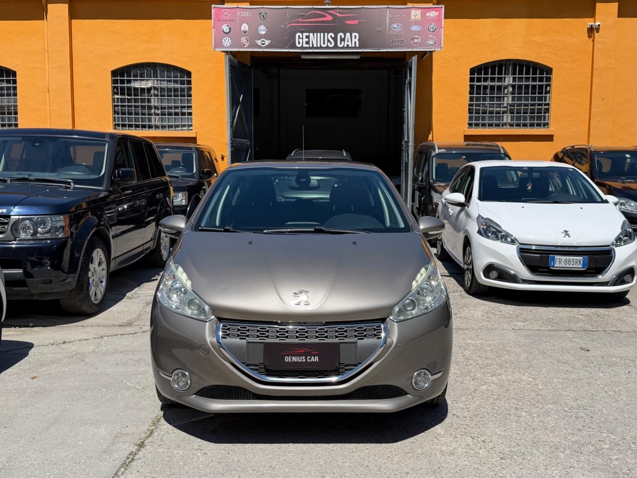 Peugeot 208 1.2 VTi 68 CV 5 porte Allure