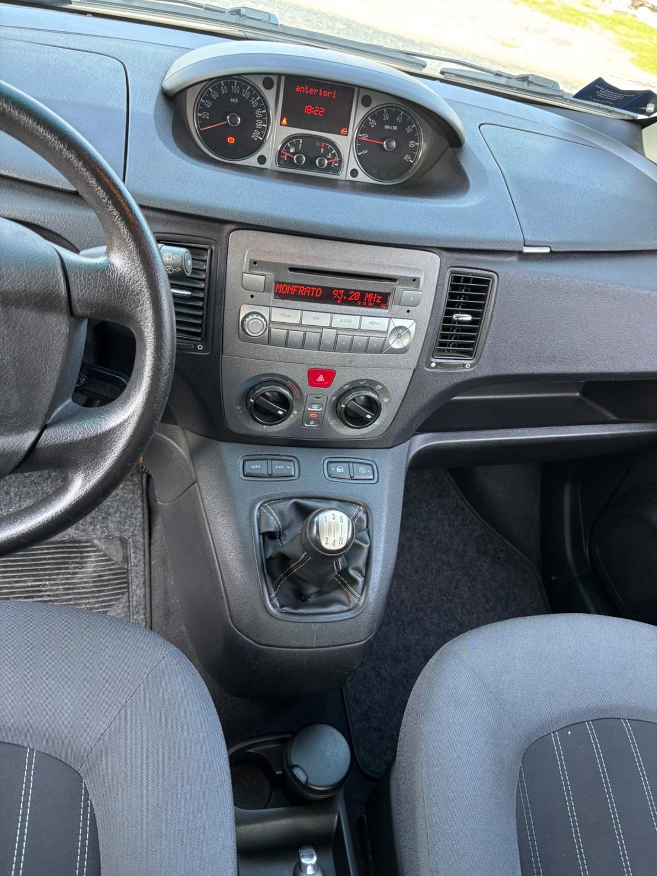 Lancia MUSA 1.3 Mjt 95 CV Gold