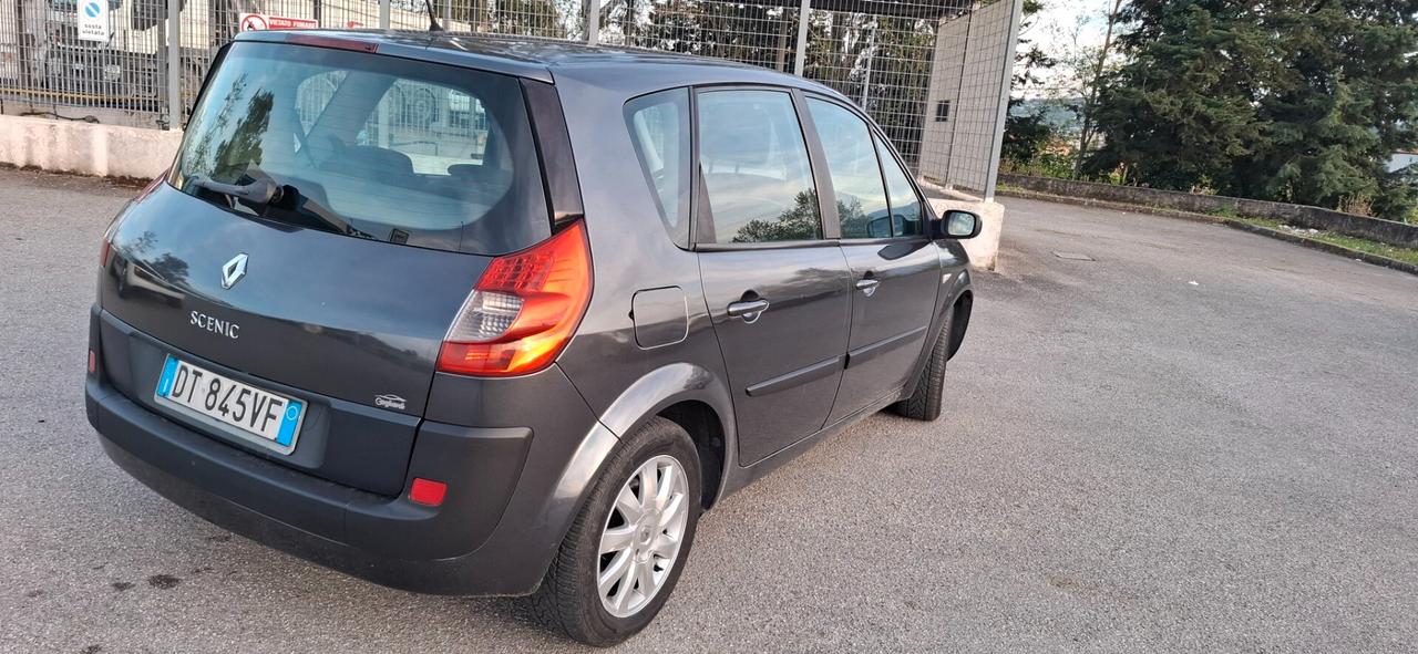 Renault Scenic Scénic 1.5 dCi 110CV Confort