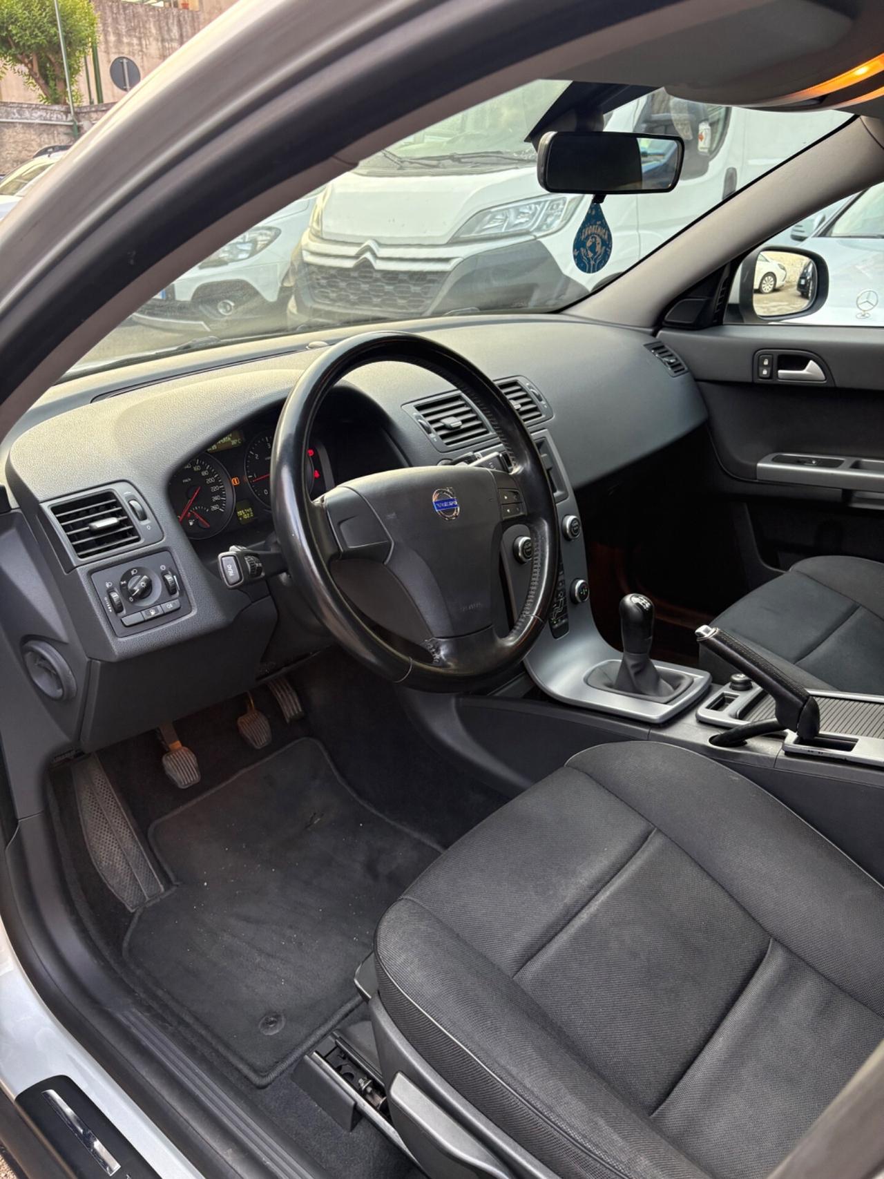 Volvo V50 1.6 diesel 110cv magnifica