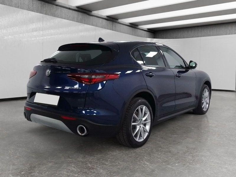 Alfa Romeo Stelvio 2.2 t Executive Q4 210cv auto my19