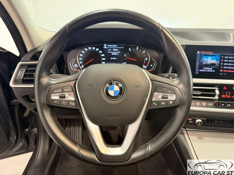 BMW Serie 3 BMW Serie 3 320d Touring mhev 48V xdrive auto TETTO APRIBILE