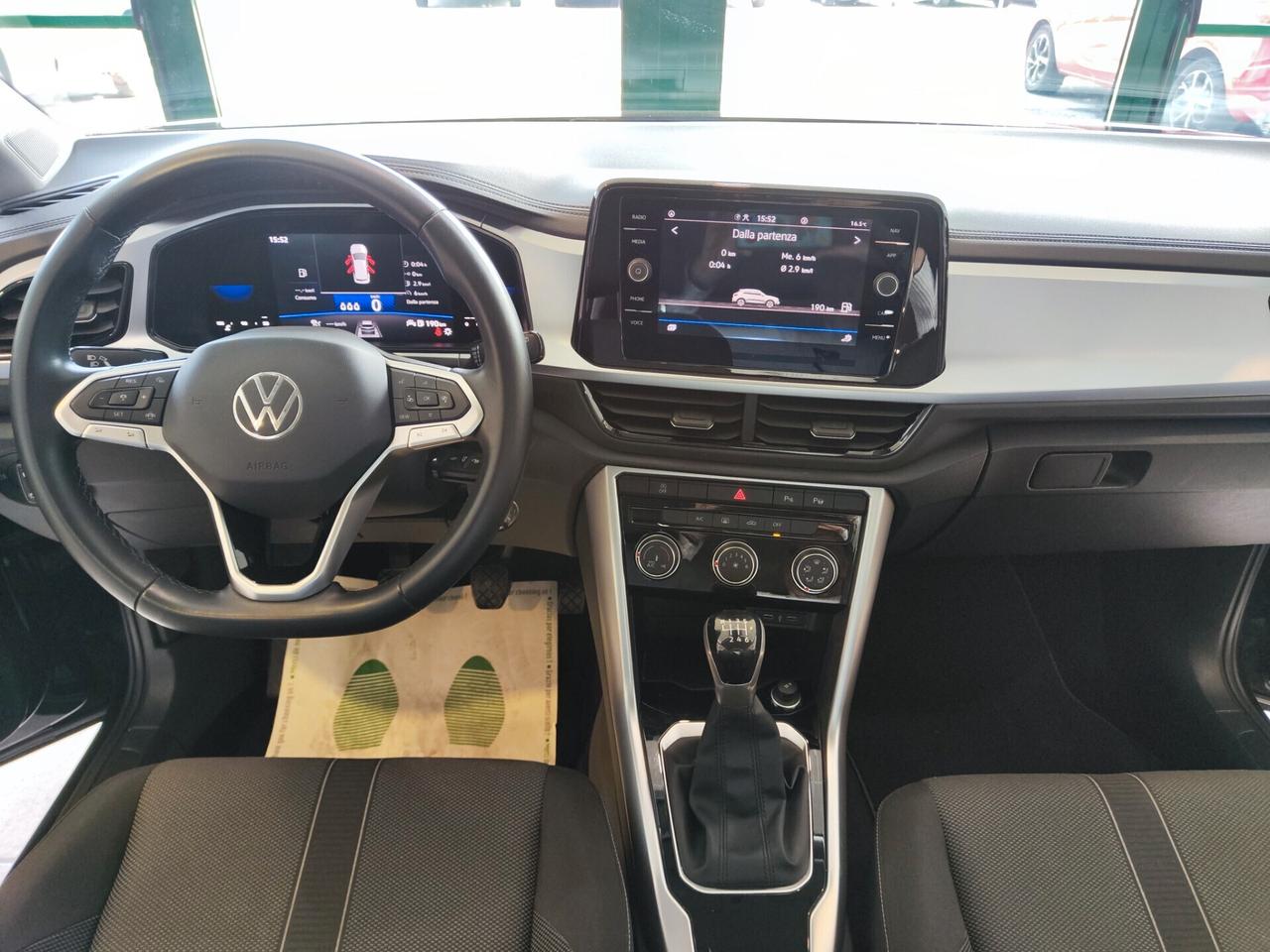 Volkswagen T-Roc 1.0 TSI 110cv 2022 40.000km