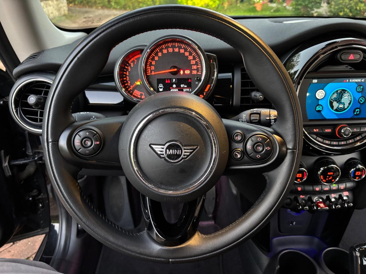 Mini 1.5 One 102 CV cambio AUTOMATICO