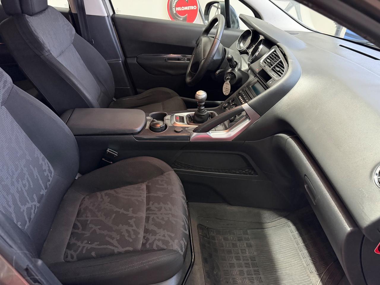 Peugeot 3008 1.6 HDi 110CV Premium