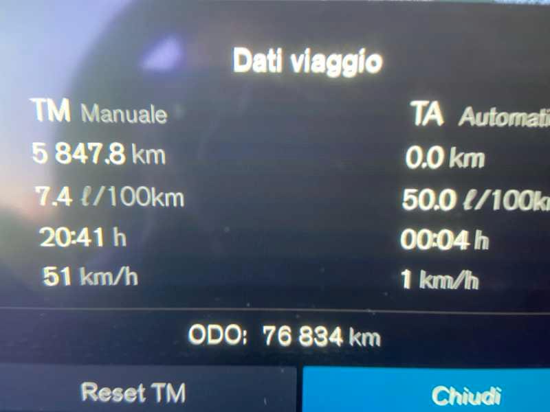 VOLVO XC60 2.0 b4 R-design awd auto