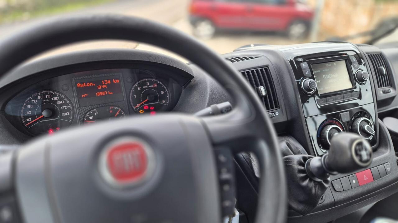 Fiat Ducato 35 2.0 MJT PM-DC Cassonato Doppia Cabina Gru Fassi F26