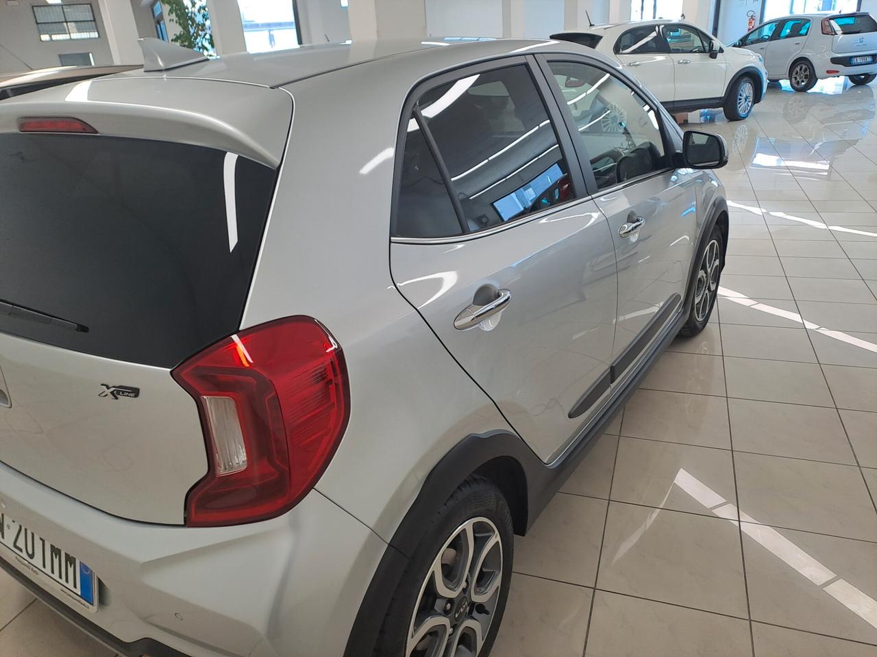 Kia Picanto 1.0 12V 5 porte X Line