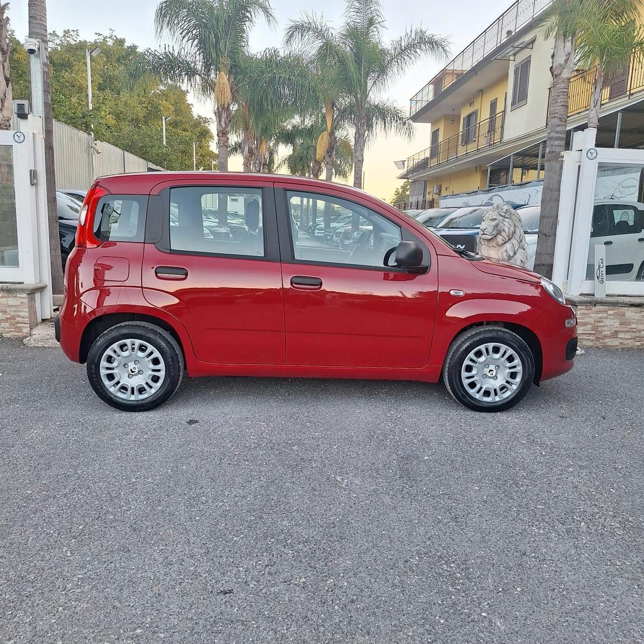 Fiat Panda 1.0 FireFly S&S Hybrid Pandina